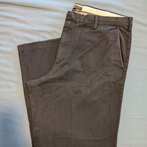 Banana Republic Chinos 38 X 34